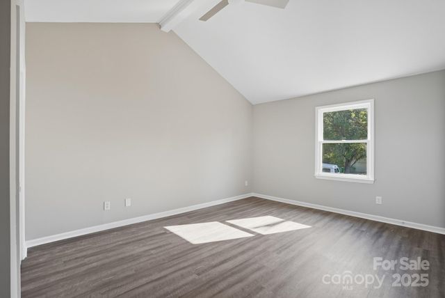 11006 Meadow Bank Lane, Charlotte, NC 28262