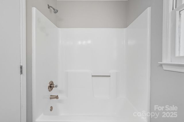 11006 Meadow Bank Lane, Charlotte, NC 28262