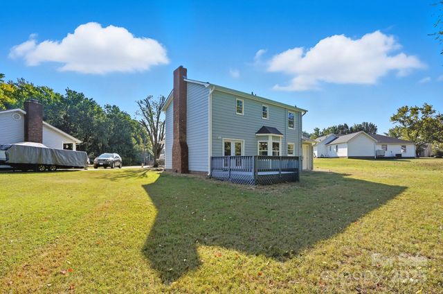 11006 Meadow Bank Lane, Charlotte, NC 28262