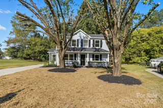 11006 Meadow Bank Lane, Charlotte, NC 28262