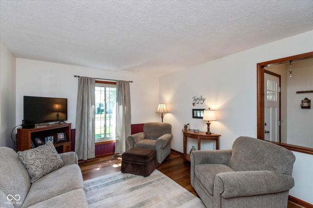 603 Oakland Way, Whiteland, IN 46184