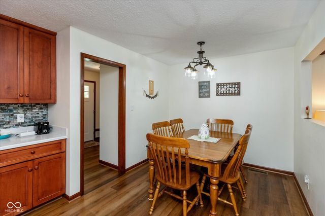 603 Oakland Way, Whiteland, IN 46184