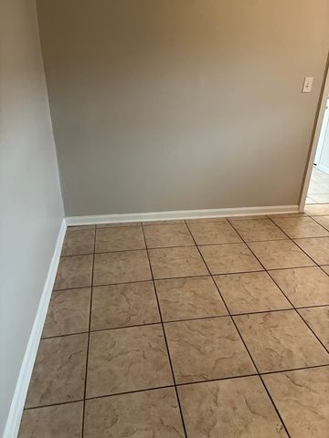 11903 S Laramie Avenue, Alsip, IL 60803