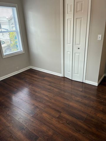 11903 S Laramie Avenue, Alsip, IL 60803