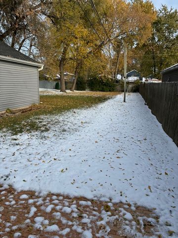 11903 S Laramie Avenue, Alsip, IL 60803