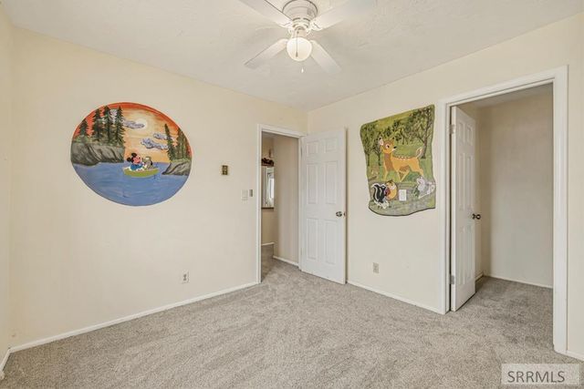 203 Hummingbird Place, Shelley, ID 83274