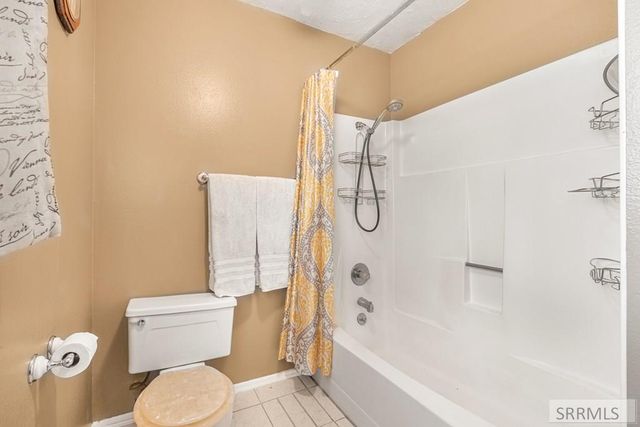 203 Hummingbird Place, Shelley, ID 83274