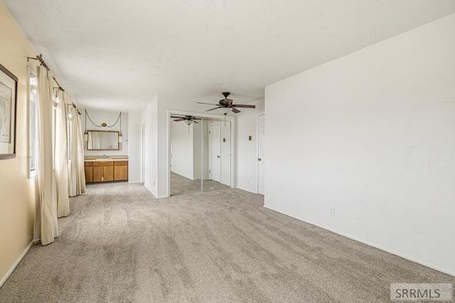 203 Hummingbird Place, Shelley, ID 83274