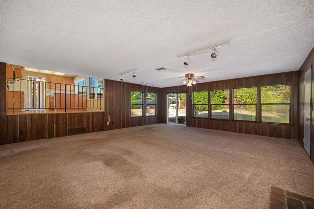 8161 Holm Oak Way, Citrus Heights, CA 95610