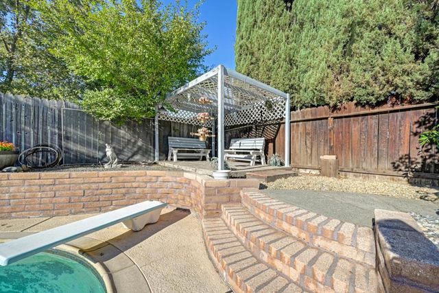 8161 Holm Oak Way, Citrus Heights, CA 95610