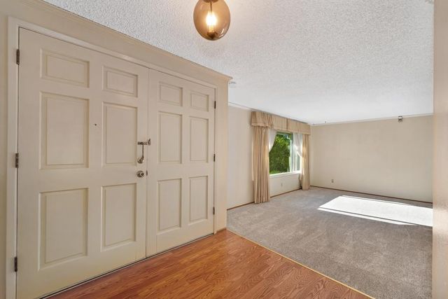 8161 Holm Oak Way, Citrus Heights, CA 95610