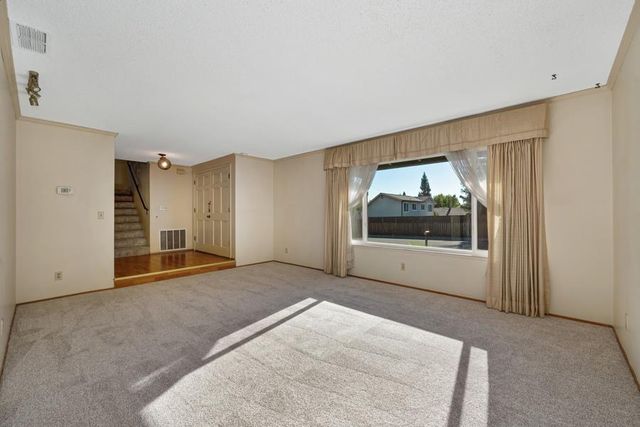 8161 Holm Oak Way, Citrus Heights, CA 95610