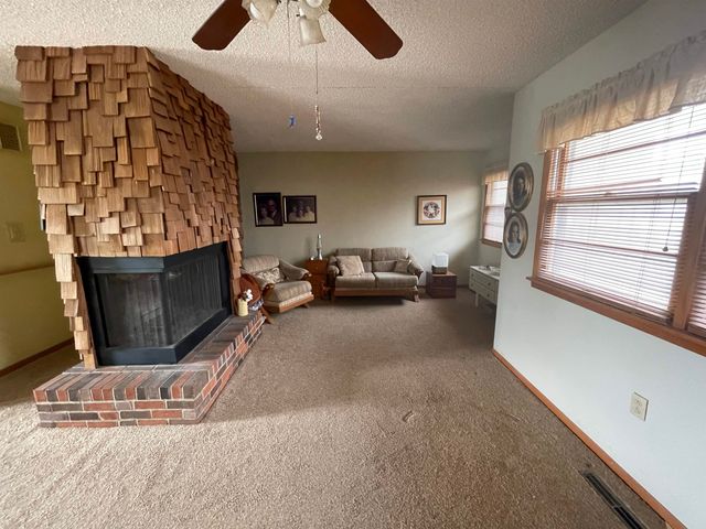 324 S Market St, Caldwell, KS 67022