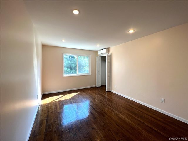 310 Delaware Avenue, Staten Island, NY 10305