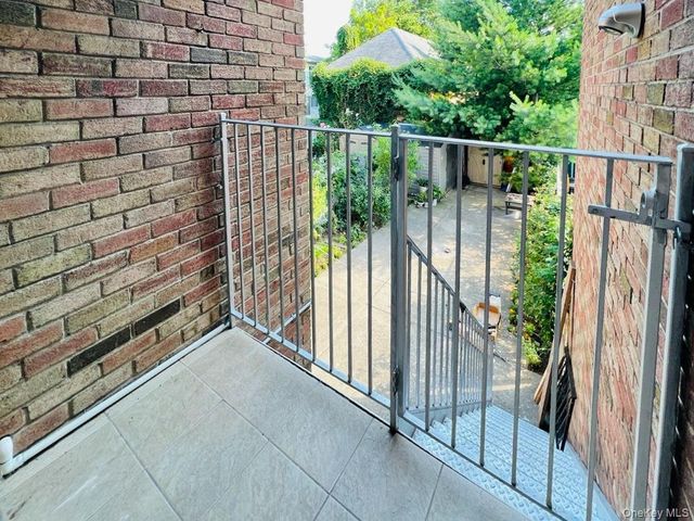 310 Delaware Avenue, Staten Island, NY 10305