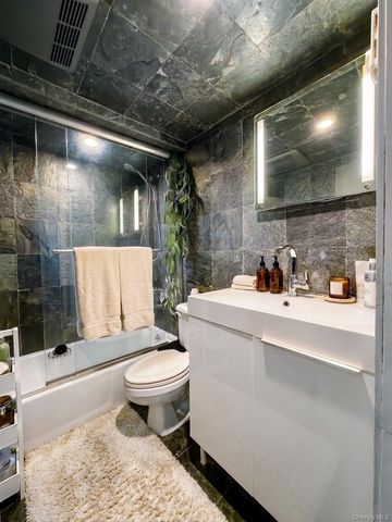 310 Delaware Avenue, Staten Island, NY 10305