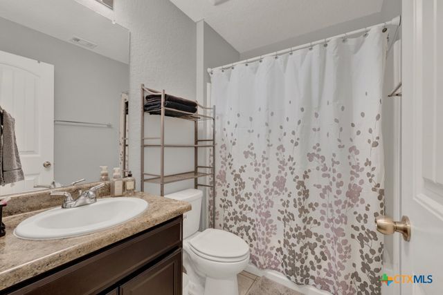 1517 Gateshead Drive, Seguin, TX 78155