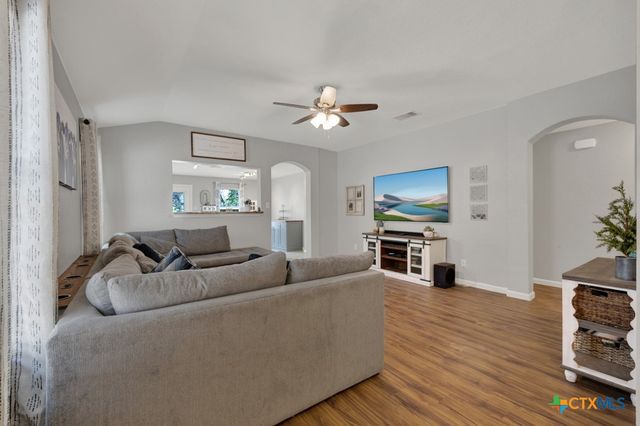 1517 Gateshead Drive, Seguin, TX 78155