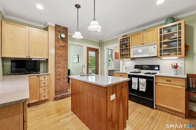 236 Oxford Street, Hartford, CT 06105