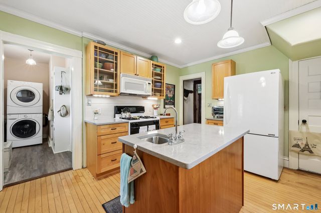 236 Oxford Street, Hartford, CT 06105