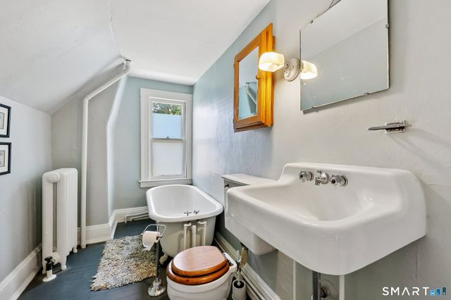 236 Oxford Street, Hartford, CT 06105
