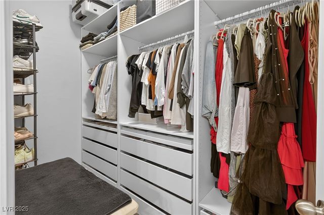 8165 Cape Ito Court, Las Vegas, NV 89113