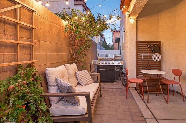 8165 Cape Ito Court, Las Vegas, NV 89113