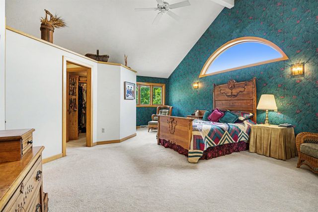 23669 E Wilshire Boulevard, Elkhart, IN 46516