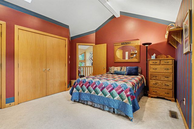 23669 E Wilshire Boulevard, Elkhart, IN 46516