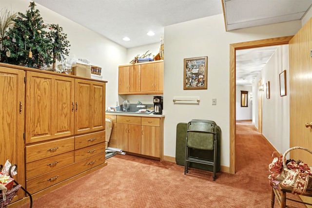 23669 E Wilshire Boulevard, Elkhart, IN 46516