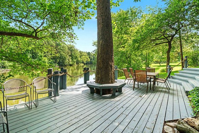 23669 E Wilshire Boulevard, Elkhart, IN 46516