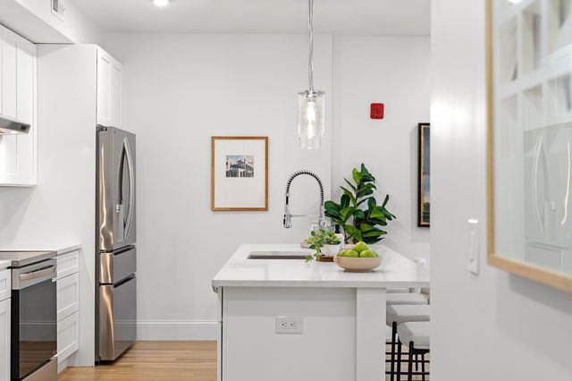 272 Lincoln St 301, Marlborough, MA 01752