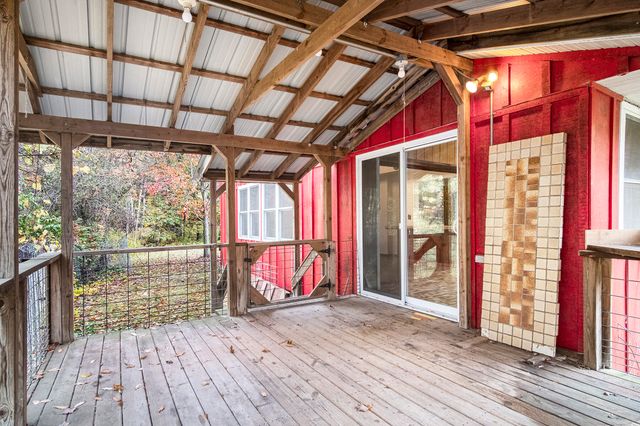 8020 E 98th Street E, Howard City, MI 49329