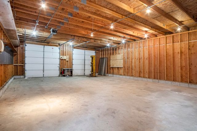 8020 E 98th Street E, Howard City, MI 49329