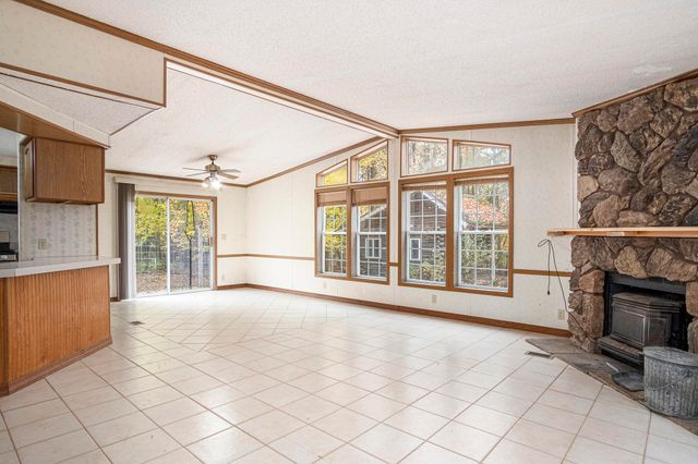 8020 E 98th Street E, Howard City, MI 49329