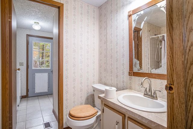 8020 E 98th Street E, Howard City, MI 49329