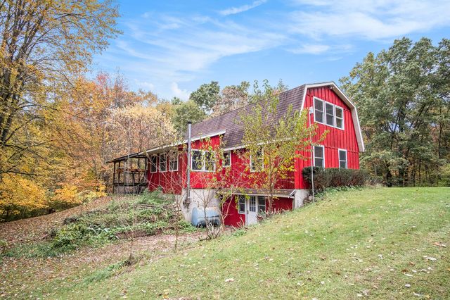 8020 E 98th Street E, Howard City, MI 49329