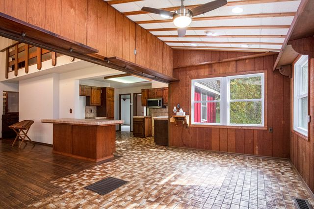 8020 E 98th Street E, Howard City, MI 49329