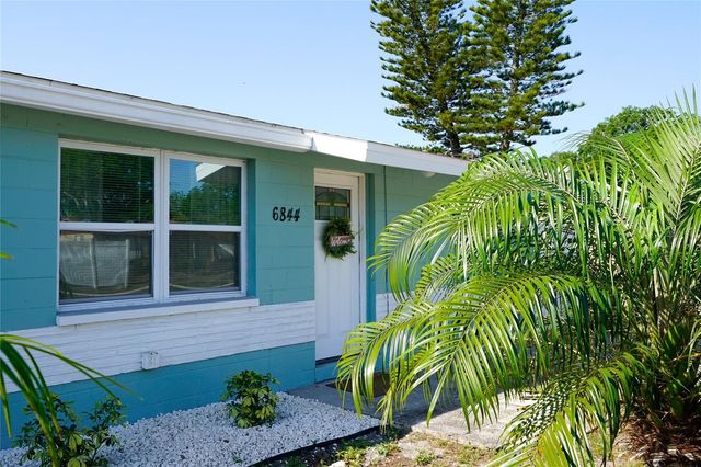 6844 82ND AVENUE N, Pinellas Park, FL 33781