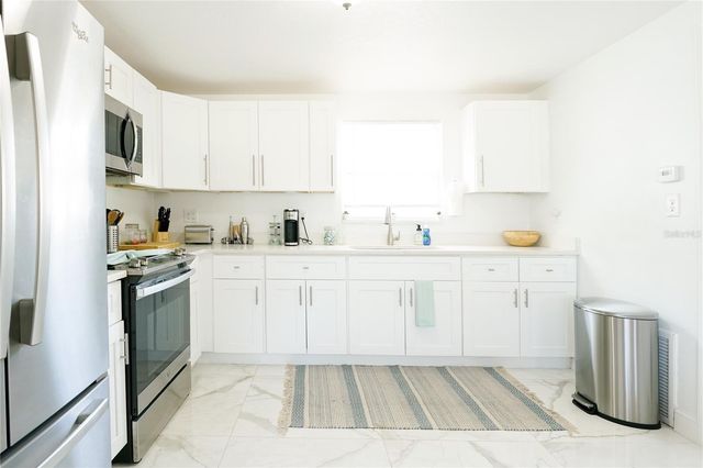 6844 82ND AVENUE N, Pinellas Park, FL 33781