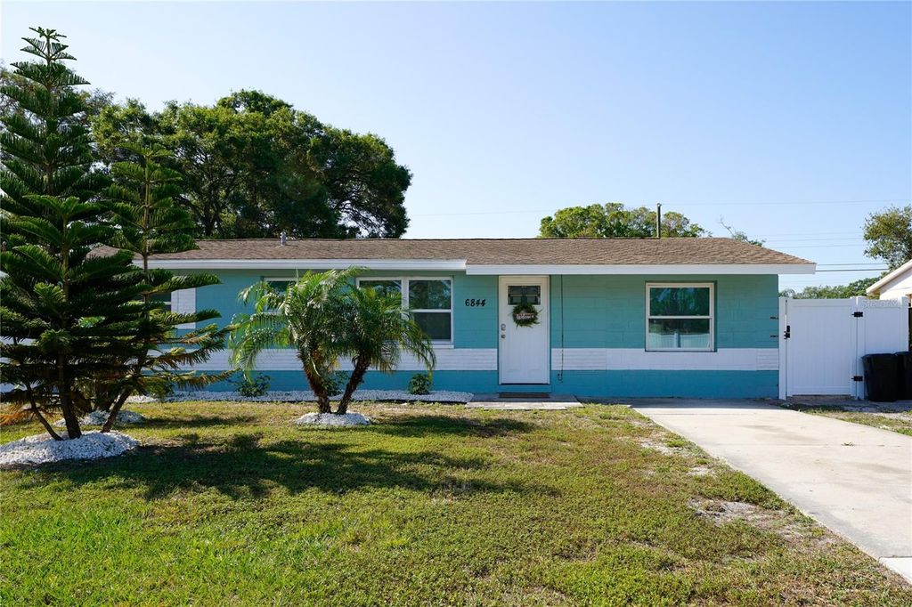 6844 82ND AVENUE N, Pinellas Park, FL 33781