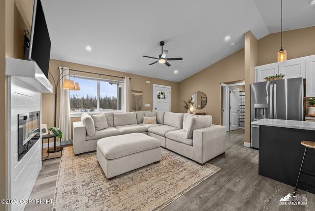 8321 W Aurora Heights Loop, Wasilla, AK 99623