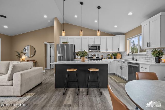 8321 W Aurora Heights Loop, Wasilla, AK 99623