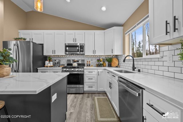 8321 W Aurora Heights Loop, Wasilla, AK 99623