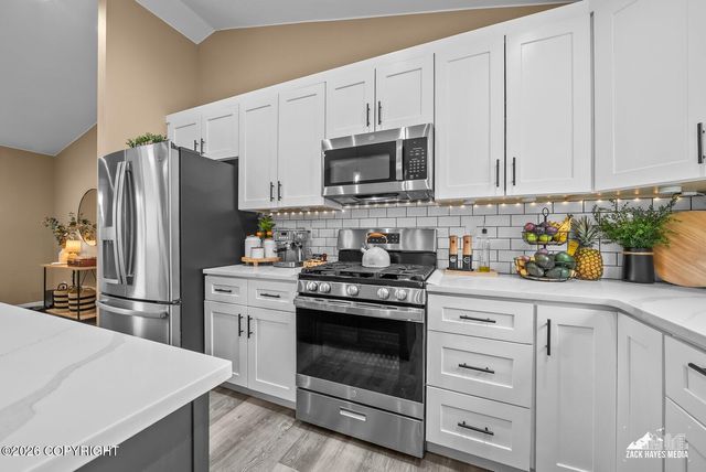 8321 W Aurora Heights Loop, Wasilla, AK 99623