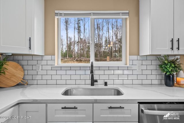 8321 W Aurora Heights Loop, Wasilla, AK 99623