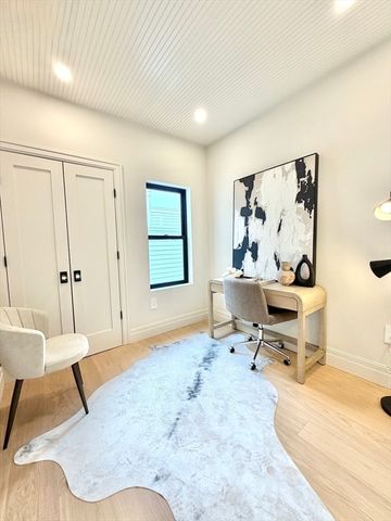 219 Saratoga Street 4, Boston, MA 02128