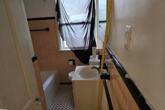 20144 Stoepel Street, Detroit, MI 48221