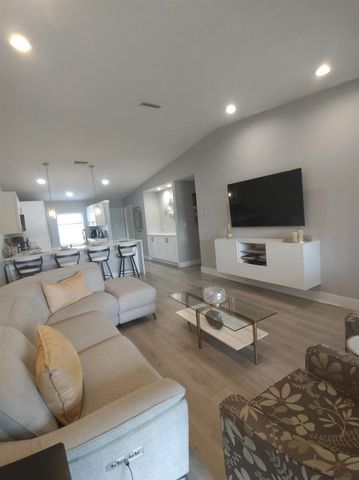 18768 Argosy Drive, Boca Raton, FL 33496