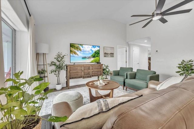 6723 AVENUE C, Sarasota, FL 34231